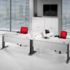 Mesa-de-Oficina-Euro-3000-y-4000-4 tablero gris claro patas metalicas grafito
